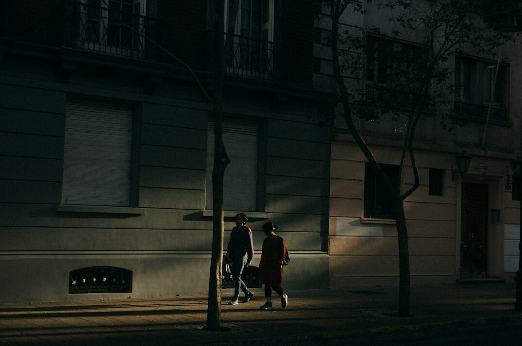 Quiet street corner in Santiago at dusk
